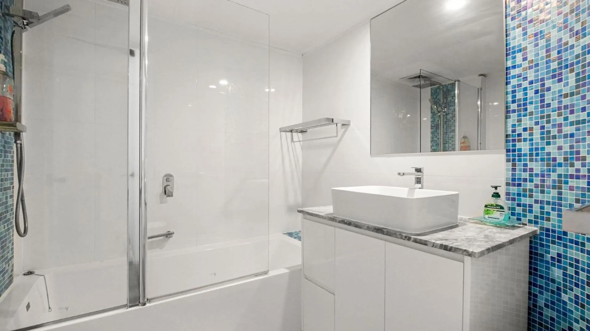 Lägenhet Monterey Lodge Unit 17, 27 Warne Tce Kings Beach Caloundra